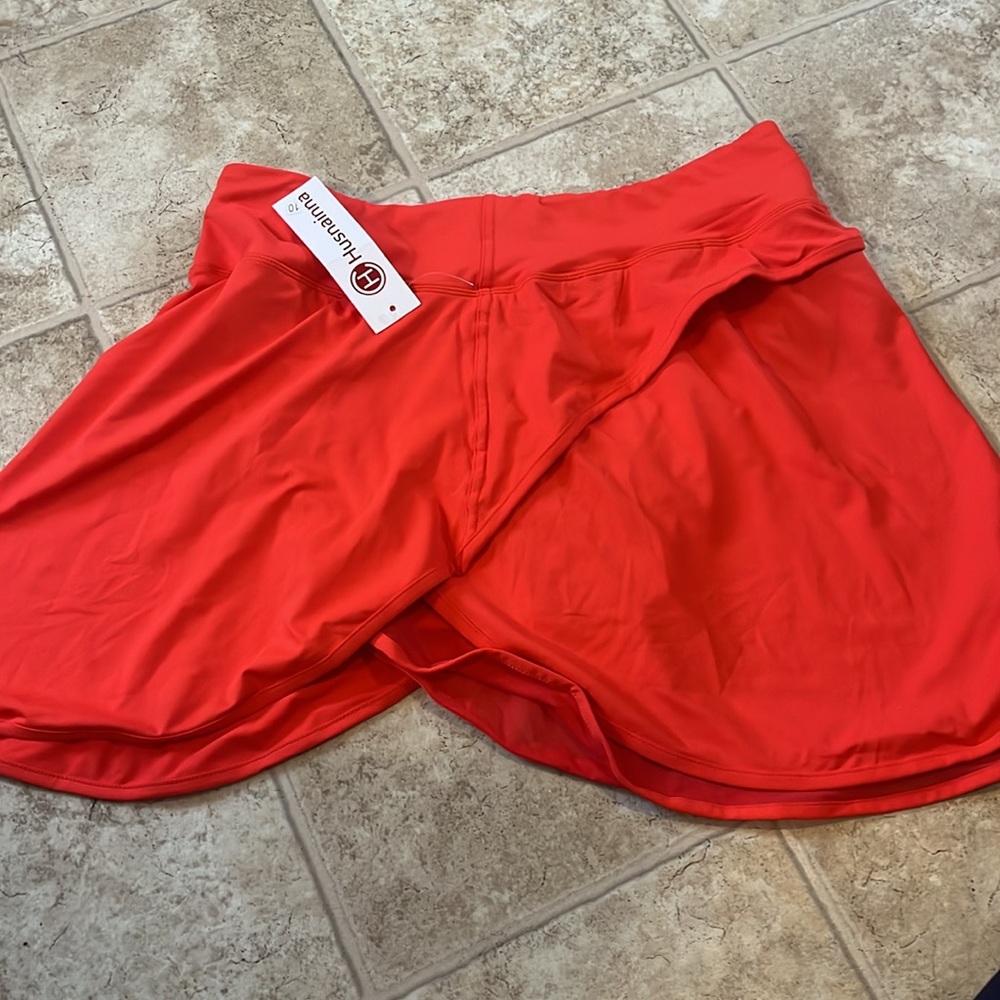 Scarlet skort - Picture 3 of 3
